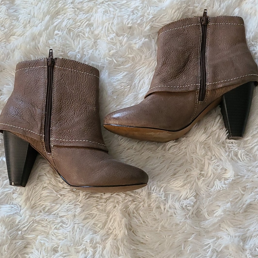 Layered looking Bootie - Picture 7 of 10